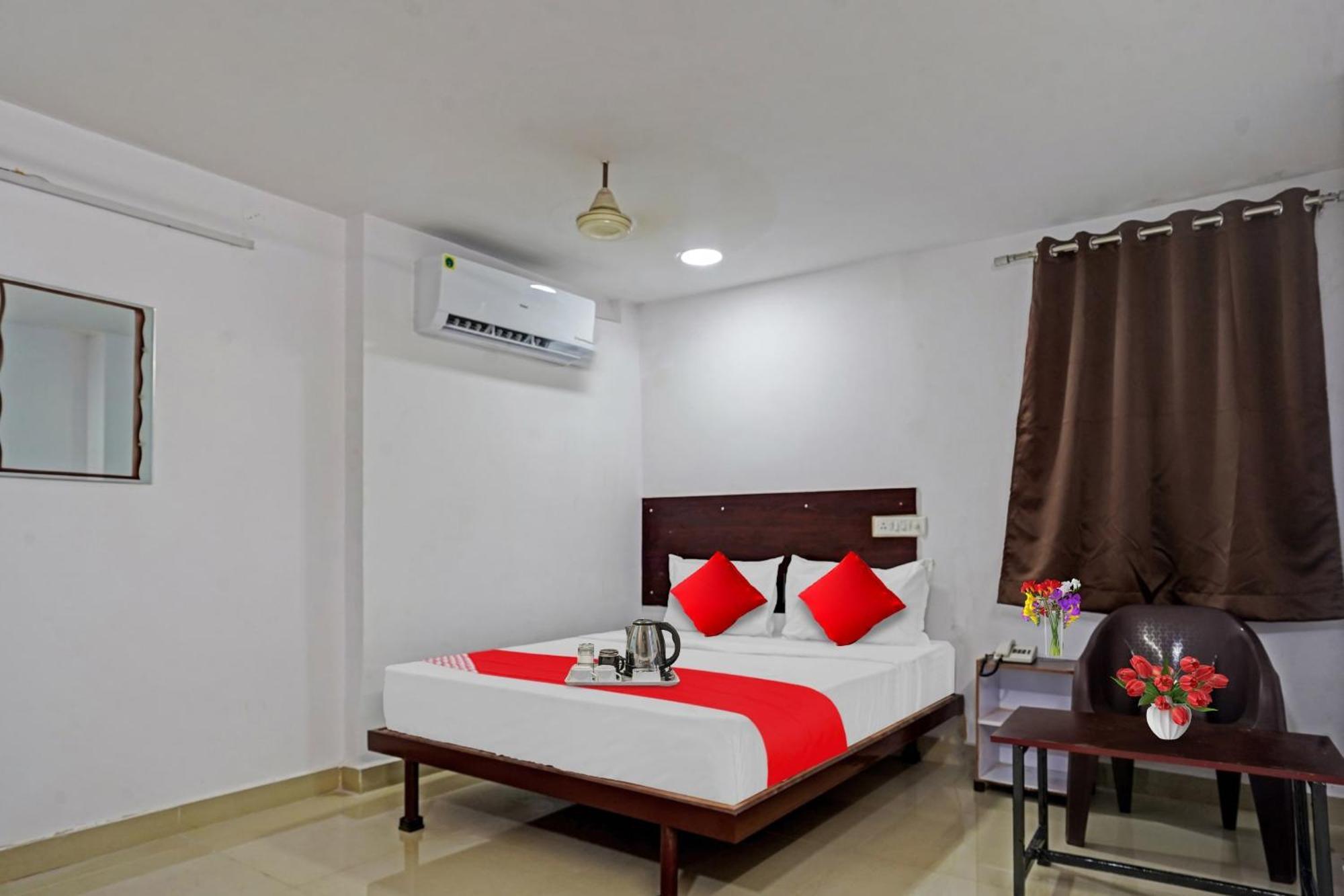 Hotel O Sai Krishna Residency Vijayawāda Esterno foto