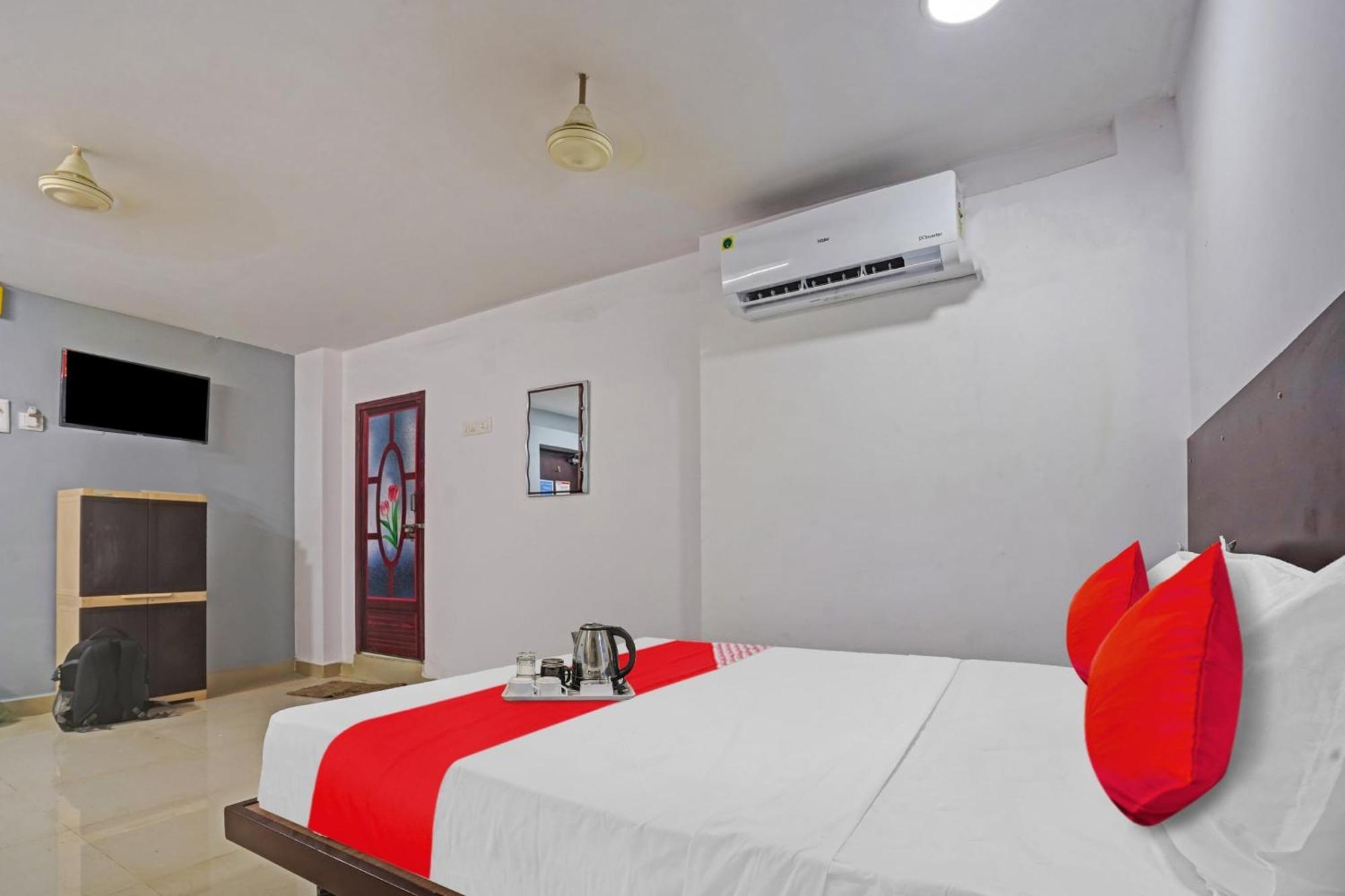 Hotel O Sai Krishna Residency Vijayawāda Esterno foto