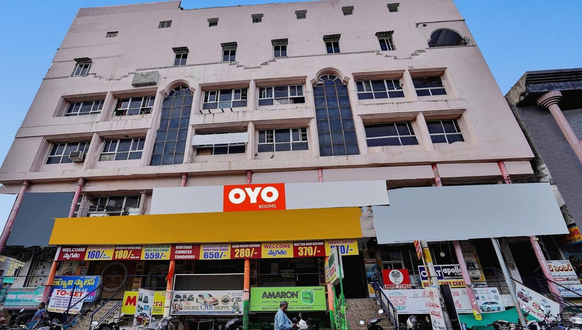 Hotel O Sai Krishna Residency Vijayawāda Esterno foto